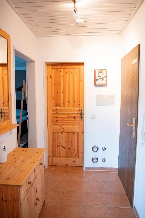 Ferienwohnung Mit Seeblick — Sport Und Erholung Winterberg Ngoại thất bức ảnh
